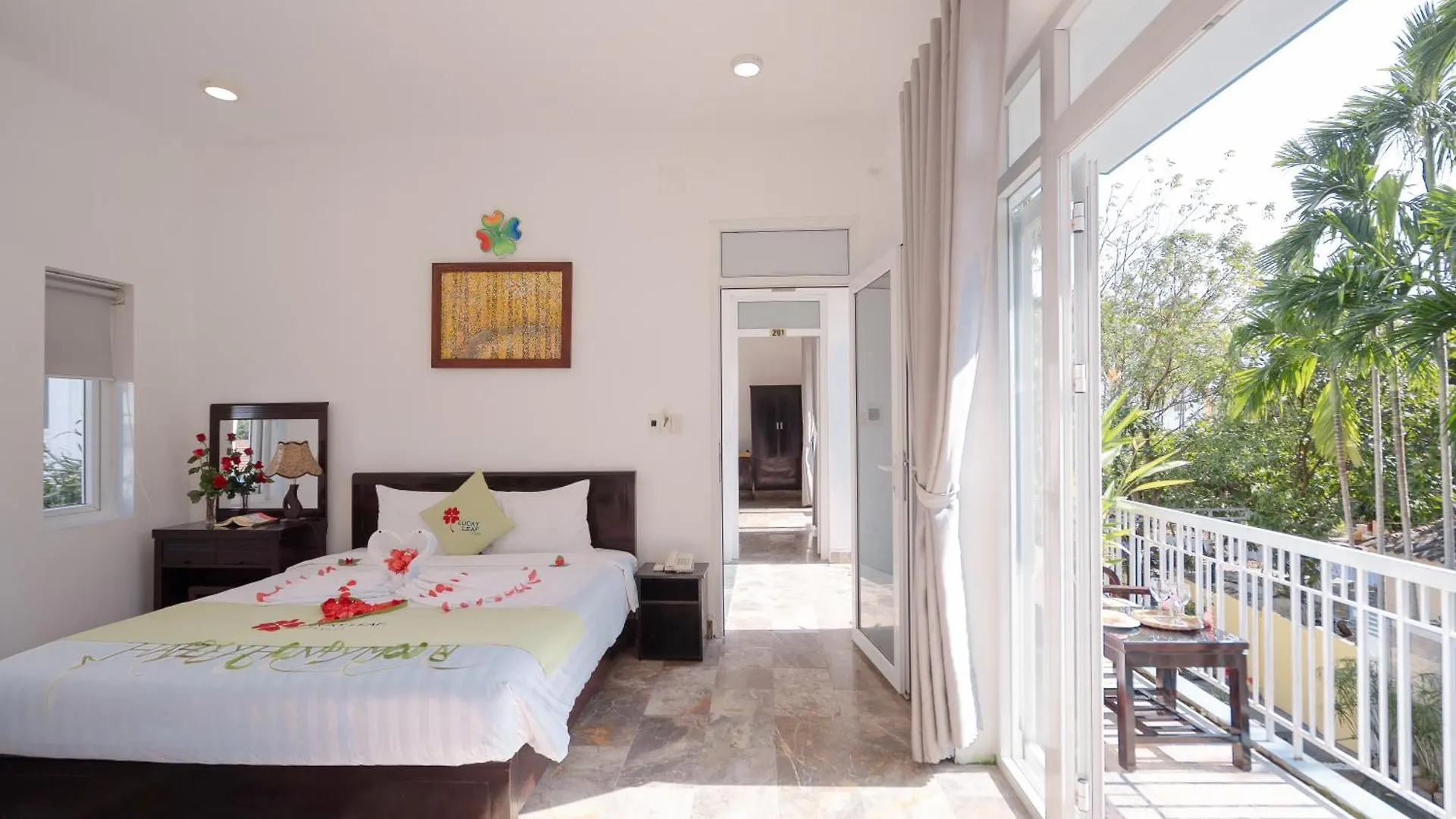 Tranquil Lucky Leaf Villa Hoi An Hotel