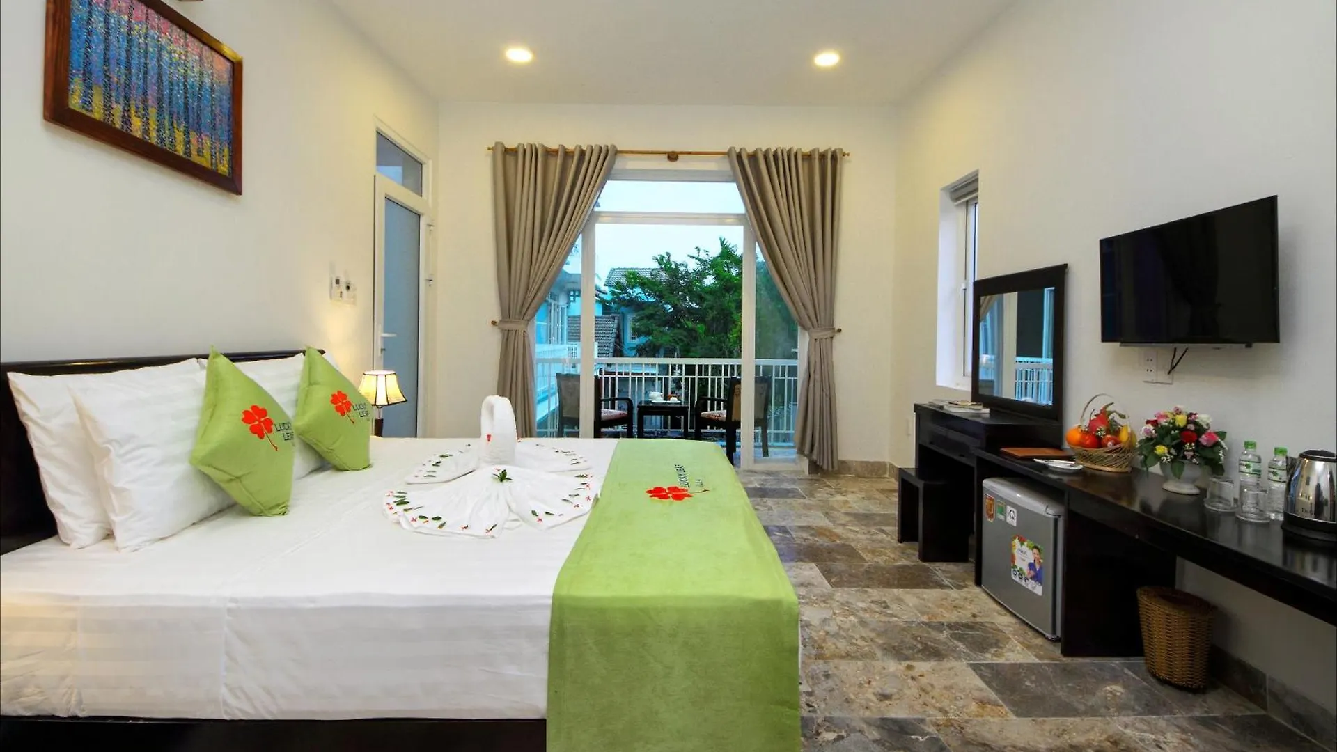 Tranquil Lucky Leaf Villa Hoi An 4*,