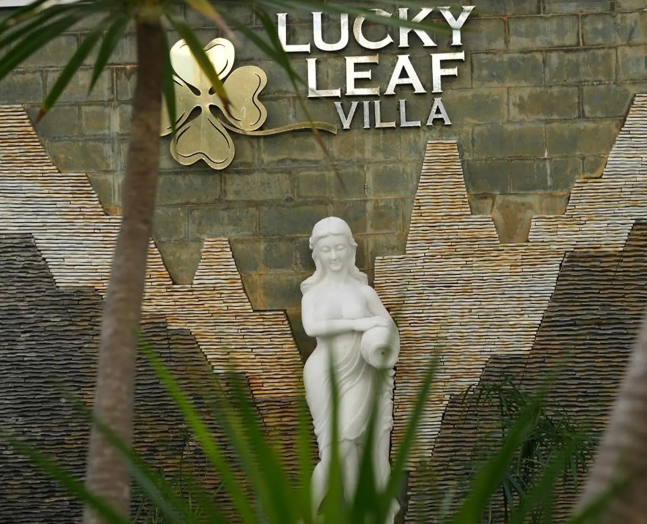 Szálloda Tranquil Lucky Leaf Villa Hội An
